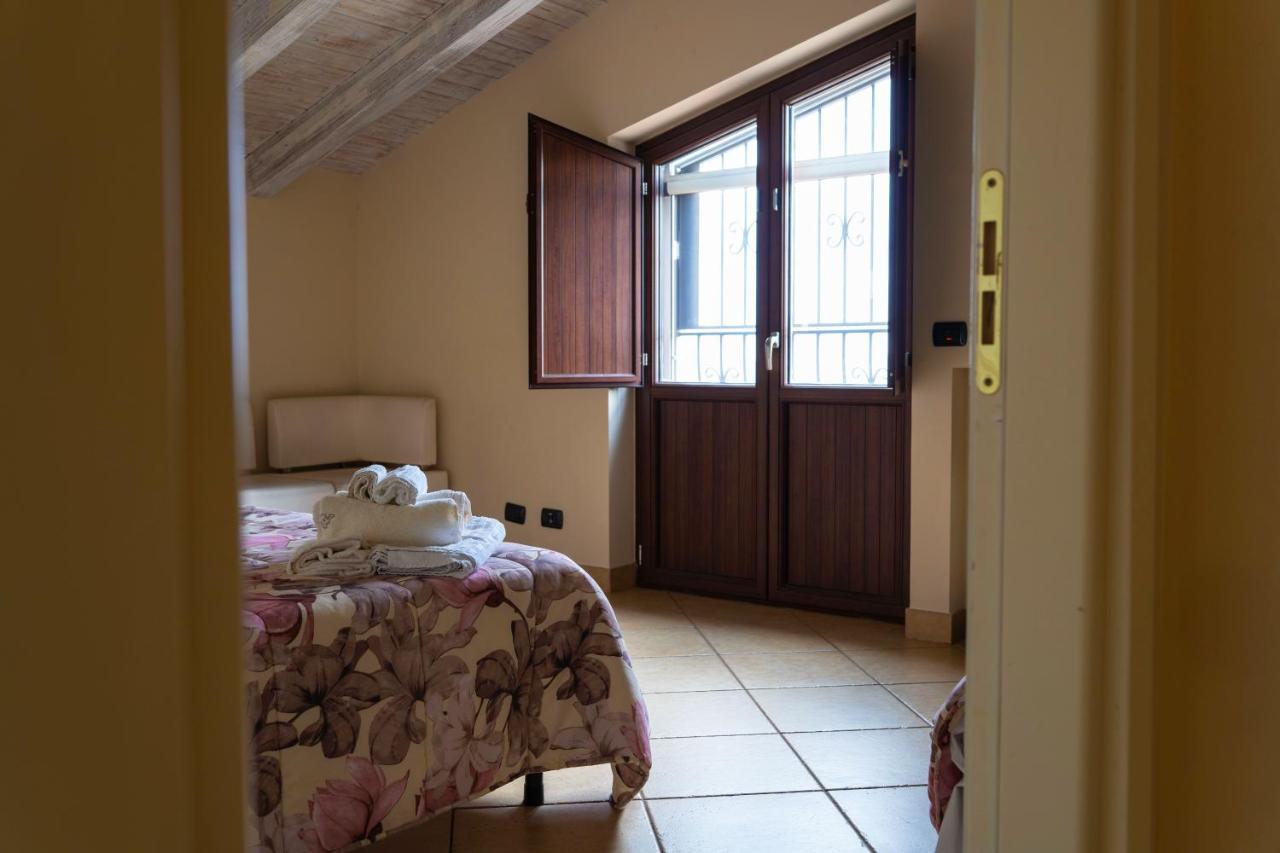 Hotel Ranch Simeto Paterno  Esterno foto