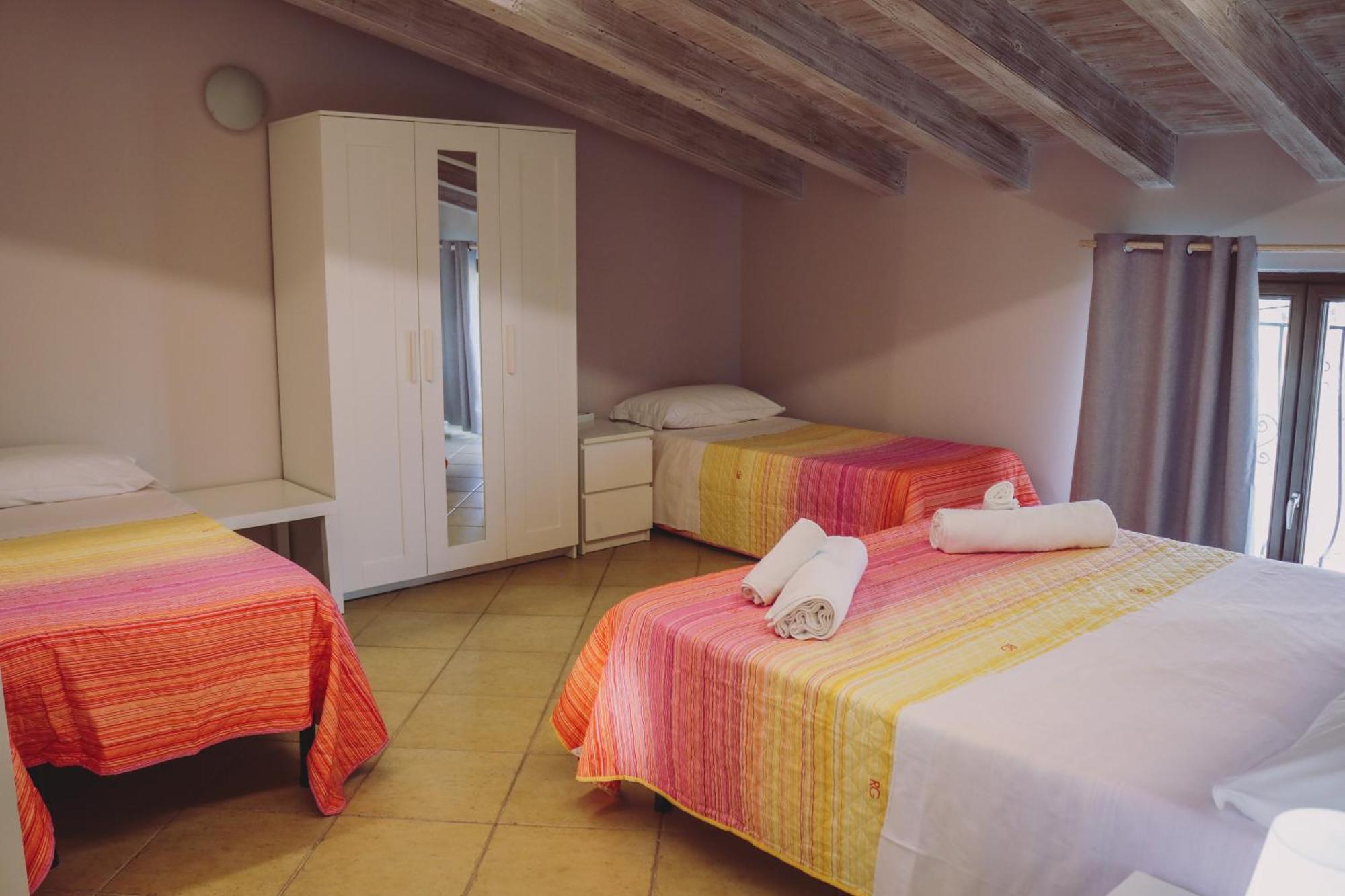 Hotel Ranch Simeto Paterno  Esterno foto