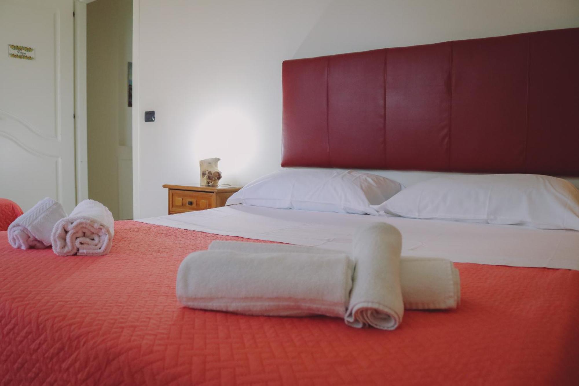 Hotel Ranch Simeto Paterno  Esterno foto