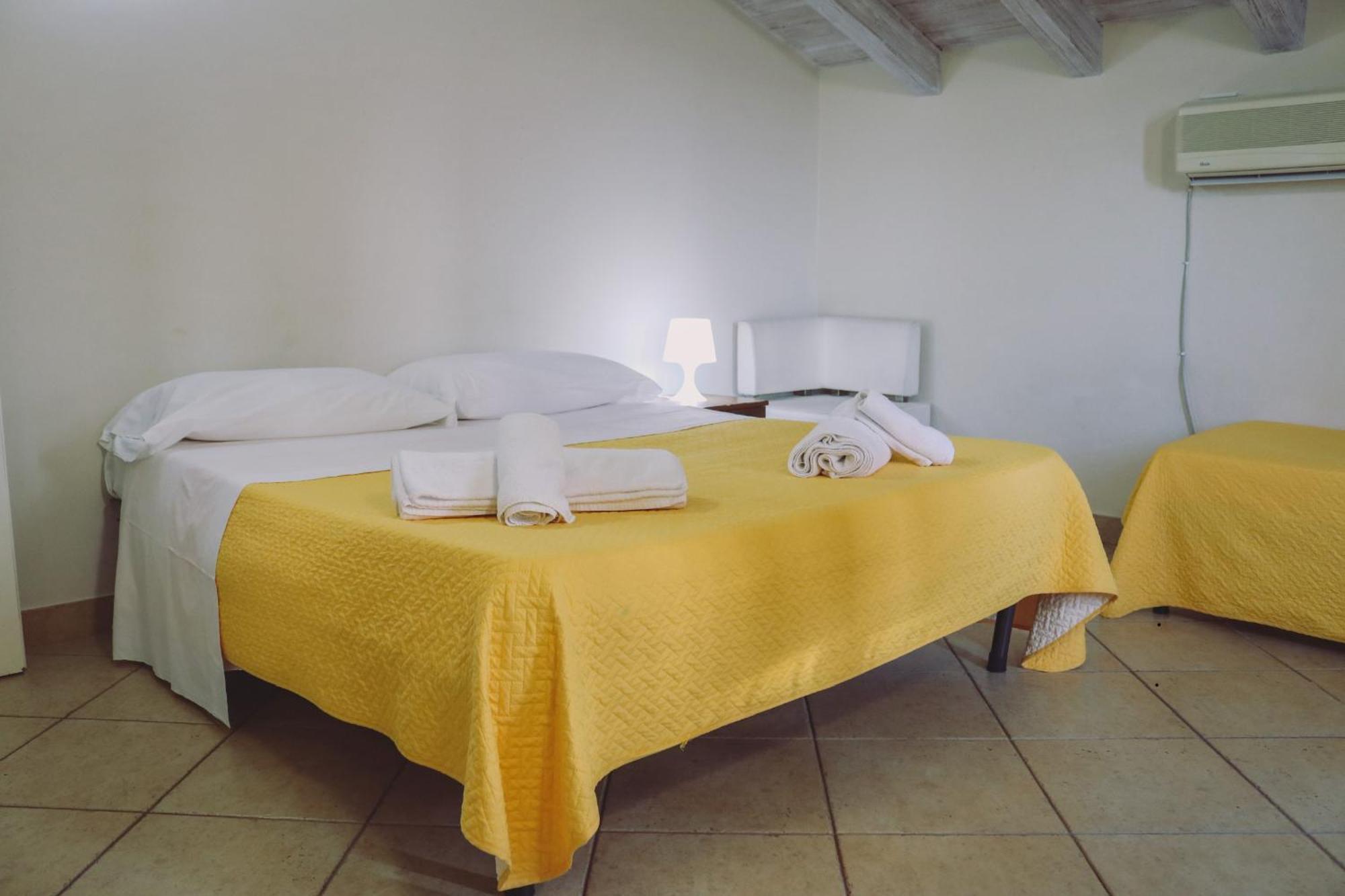 Hotel Ranch Simeto Paterno  Camera foto