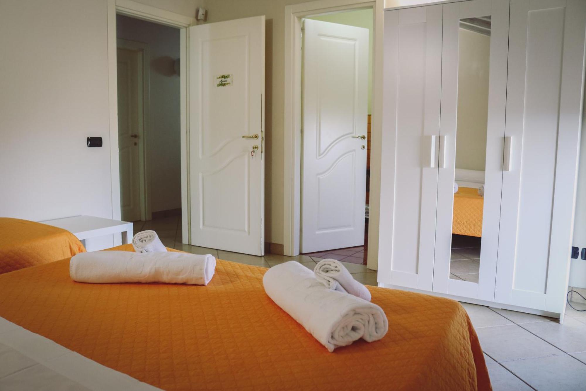 Hotel Ranch Simeto Paterno  Esterno foto